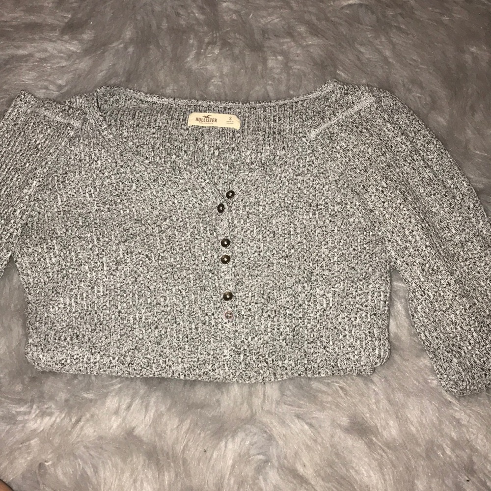 Grey long sleeve